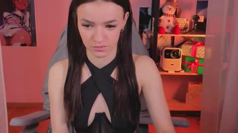 elizzza_ online show from December 4, 5:42 am