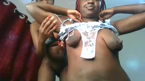 ella3_ online show from June 3, 9:21 am
