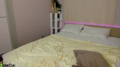 Ella online show from July 7, 7:23 am