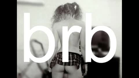 Ella   Give it a thumbs up please its important online show from April 28, 1:47 am