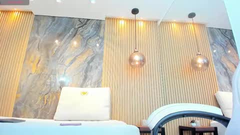 ella harper online show from February 20, 2:07 am