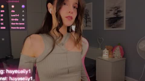 Snapshot of ella_hayes chatting on January 6, 9:43 pm Ella NEXT STREAM 1TH DECEMBER 1200 - 0800 AM AT MOSCOW TIME online show from January 6, 9:43 pm