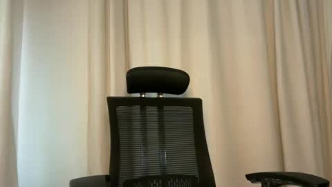 Ella online show from June 20, 7:56 am