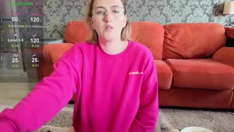 Ella  Max online show from October 29, 6:50 am