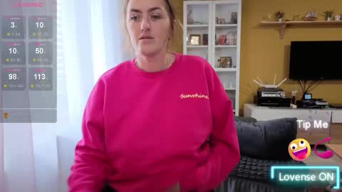 Ella  Max online show from September 30, 5:35 am