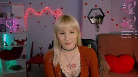 Ella online show from April 23, 8:44 pm