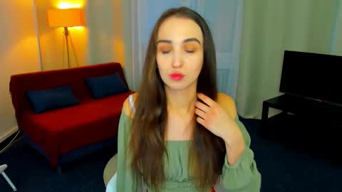 Snapshot of ellaasteele chatting on September 30, 4:12 pm Ella online show from September 30, 4:12 pm