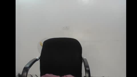 ella online show from September 21, 5:50 am