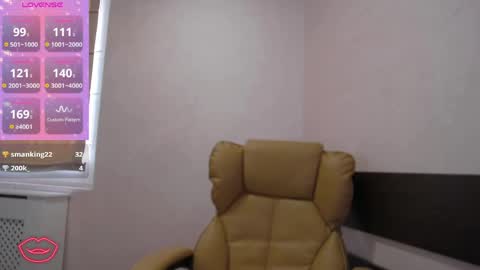 Ella online show from April 25, 6:49 am