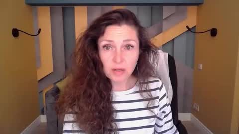 EllaLongs online show from April 21, 11:28 am