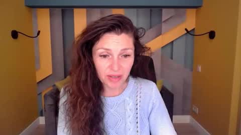 EllaLongs online show from April 22, 11:29 am