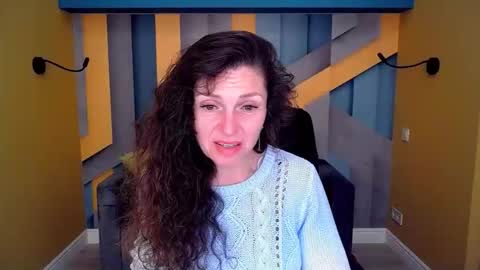 EllaLongs online show from April 24, 11:35 am