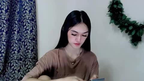 Snapshot of ellamiller69 chatting on October 16, 9:39 pm ELLA online show from October 16, 9:39 pm