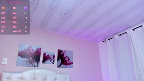 ellarosee_ online show from January 21, 8:54 pm