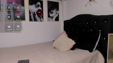 Ellen Stefany online show from April 21, 2:51 am