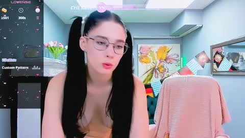 ellie_magic online show from September 27, 12:23 pm