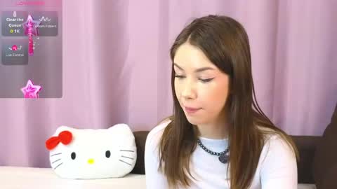 ellie online show from April 22, 5:37 am