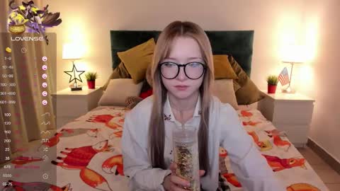 Snapshot of elliup chatting on October 9, 8:40 am elliup online show from October 9, 8:40 am