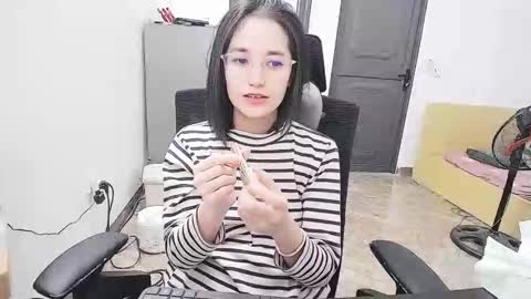 ellsa9x online show from November 7, 8:42 am