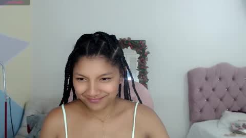 Elly online show from December 29, 8:04 pm