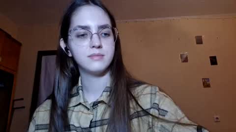 Kate online show from April 24, 1:25 pm