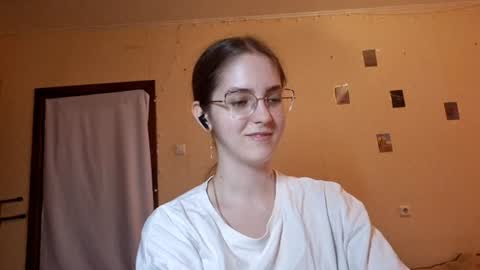 Kate online show from June 8, 1:12 pm