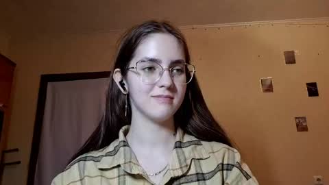 Kate online show from April 29, 3:26 pm