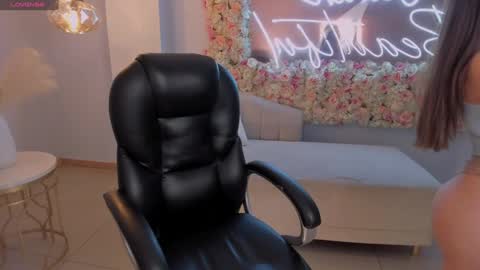 Snapshot of eloisaolivero chatting on February 2, 12:02 pm ELOISA OLIVERO online show from February 2, 12:02 pm