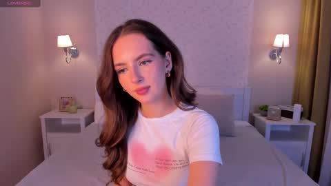 Snapshot of elsa_carterr chatting on March 8, 9:02 am elsa_carterr online show from March 8, 9:02 am