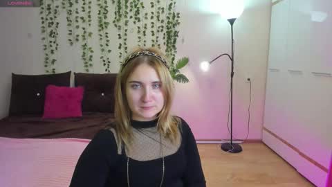 Elsa  online show from November 5, 11:04 am