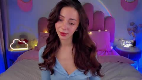 Snapshot of elsa_xo chatting on February 25, 8:32 pm Michelle online show from February 25, 8:32 pm