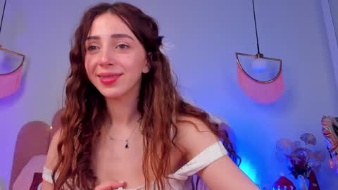 Snapshot of elsa_xo chatting on December 23, 6:33 am Michelle online show from December 23, 6:33 am