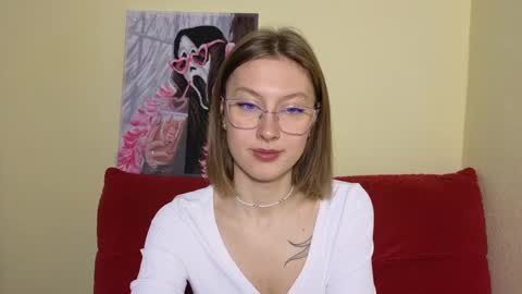 elsaangel online show from December 5, 3:15 am