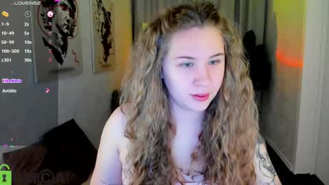 Elsie online show from April 23, 1:14 am