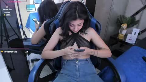 --- Ely--- online show from April 24, 10:34 pm