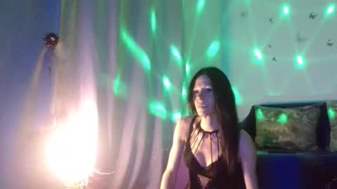 Elisa online show from October 20, 5:38 pm