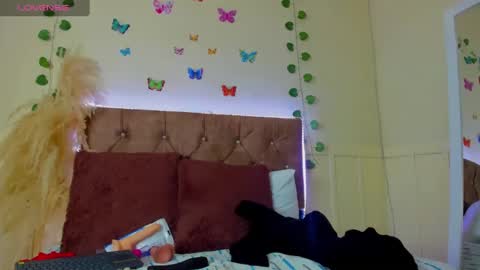 ema garcia  online show from October 19, 12:40 pm