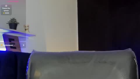 Snapshot of ema_porcaroli chatting on February 7, 2:15 pm Ema online show from February 7, 2:15 pm