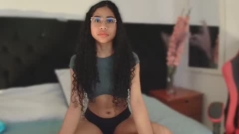 Ema Fox online show from March 18, 6:07 am