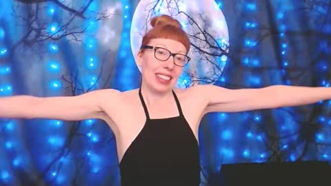 Snapshot of ember_starleena chatting on October 17, 3:15 pm Ember Starleena online show from October 17, 3:15 pm