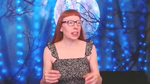 Snapshot of ember_starleena chatting on October 16, 2:09 pm Ember Starleena online show from October 16, 2:09 pm