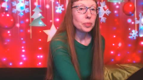 Snapshot of ember_starleena chatting on December 11, 3:05 pm Ember Starleena online show from December 11, 3:05 pm