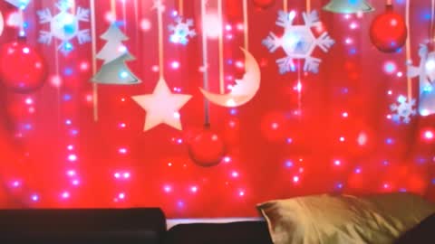 Snapshot of ember_starleena chatting on December 13, 2:05 pm Ember Starleena online show from December 13, 2:05 pm