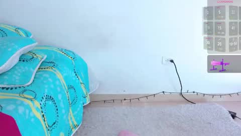 emely ross online show from April 25, 6:27 pm