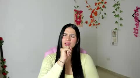 Emily  online show from July 31, 4:08 pm