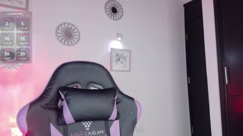     online show from April 28, 2:27 am