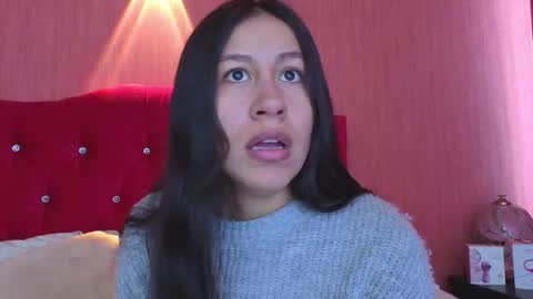 Emilia Gomez online show from September 26, 1:09 pm