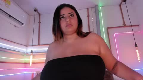 Emiily Grace online show from April 21, 3:13 am