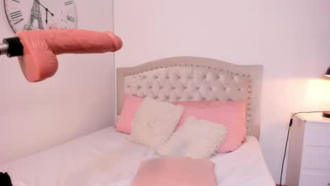 Emi Rose online show from May 23, 3:27 am