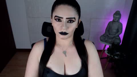 POWERFULL GODDESS EMILI online show from October 17, 3:15 pm